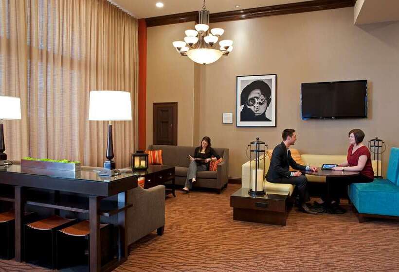 酒店 Hilton Garden Inn Milwaukee Downtown