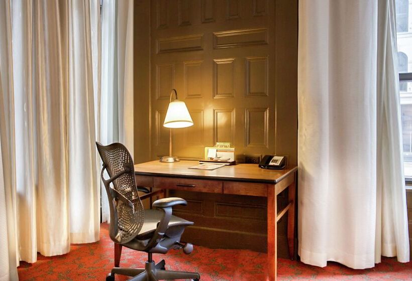 酒店 Hilton Garden Inn Milwaukee Downtown