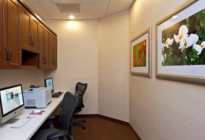 酒店 Hilton Garden Inn Milwaukee Downtown