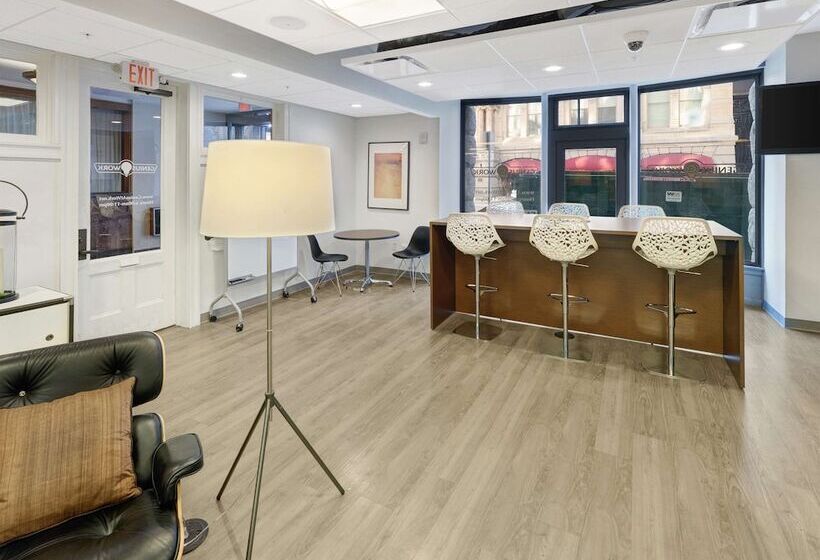 酒店 Hilton Garden Inn Milwaukee Downtown