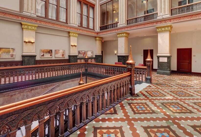 酒店 Hilton Garden Inn Milwaukee Downtown