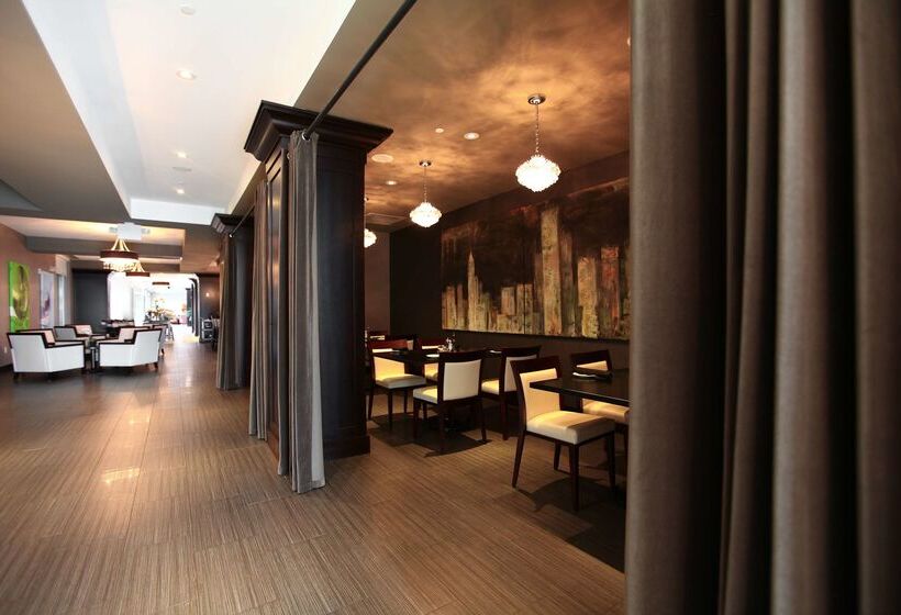 فندق Hilton Garden Inn Olathe