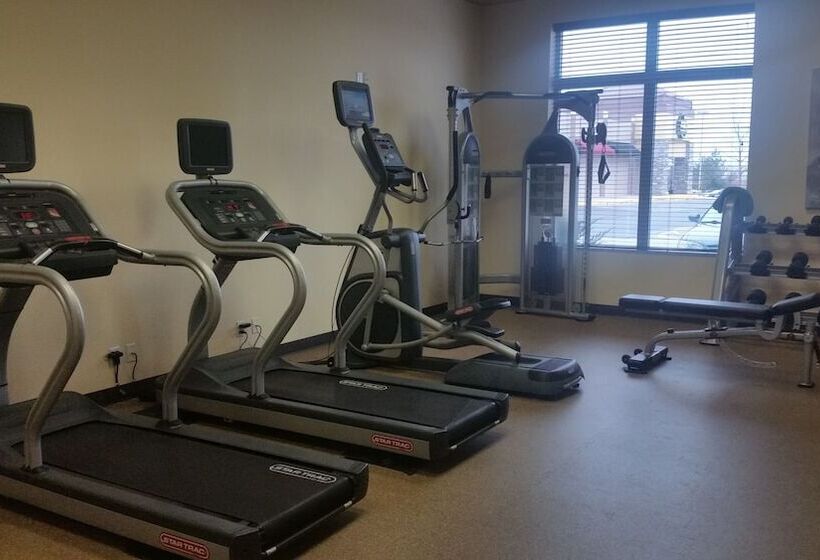 فندق Hilton Garden Inn Olathe