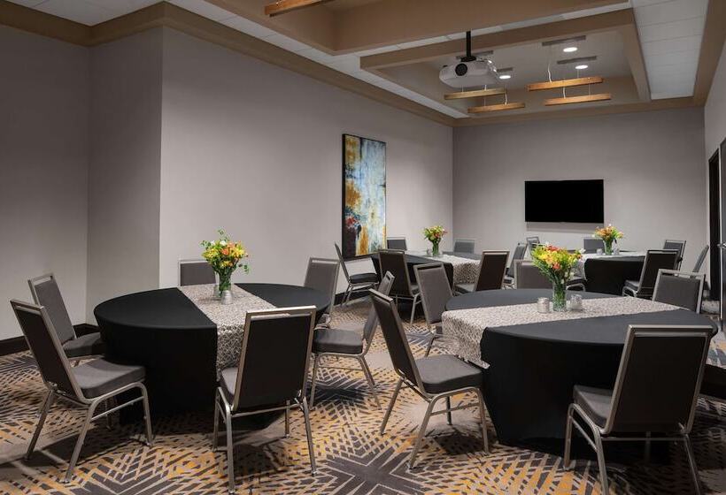 فندق Homewood Suites Springfield Va