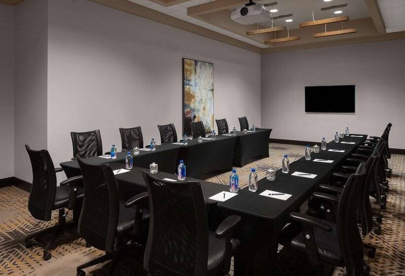 فندق Homewood Suites Springfield Va