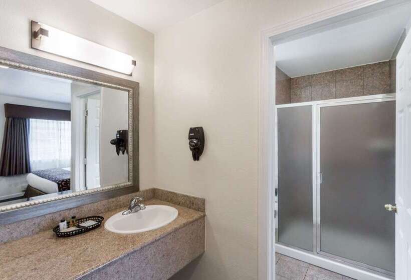 酒店 Howard Johnson By Wyndham Berkeley