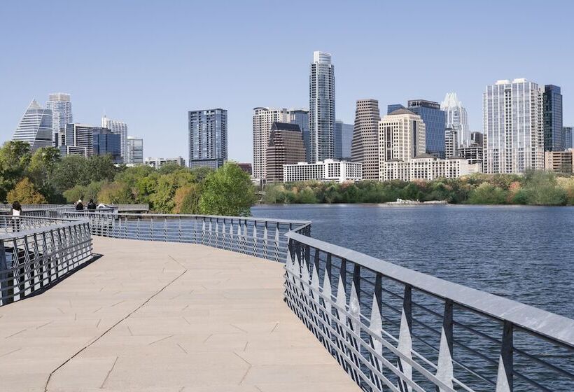 Отель Hyatt Place Austin Downtown