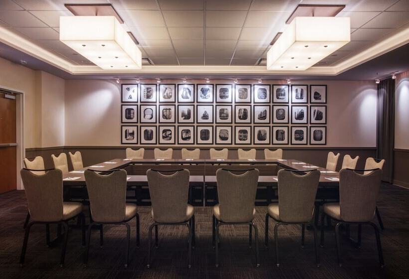 Отель Hyatt Place Chicago River North