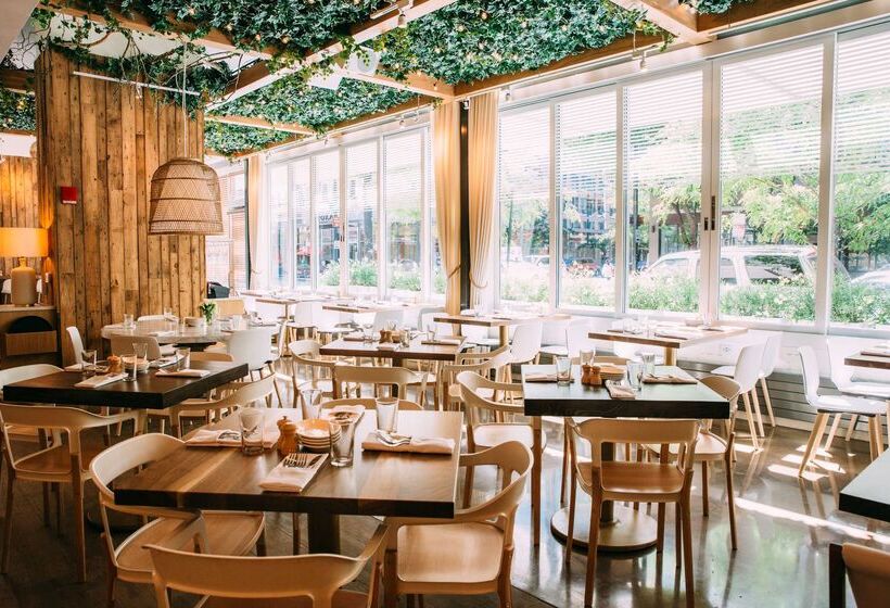 Отель Hyatt Place Chicago River North