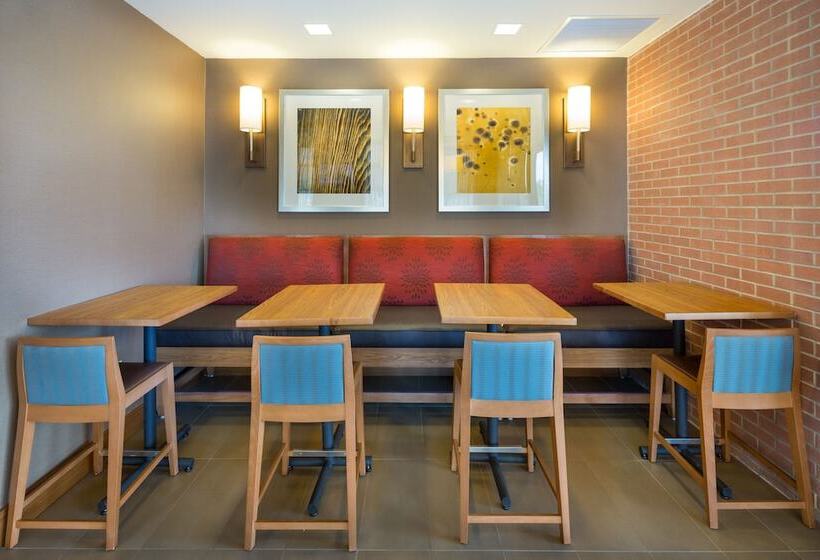 فندق Hyatt Place Pensacola Airport