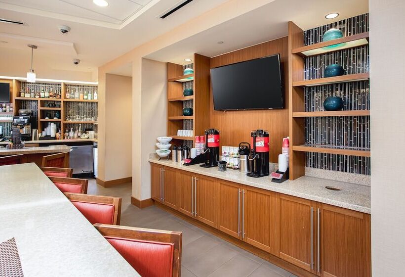 בית מלון כפרי Hyatt Place Pensacola Airport