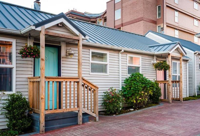 هتل Inn At The Prom Oceanfront