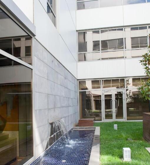 ホテル Isg Sabiha Gökçen Airport