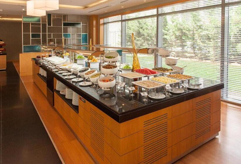 ホテル Isg Sabiha Gökçen Airport