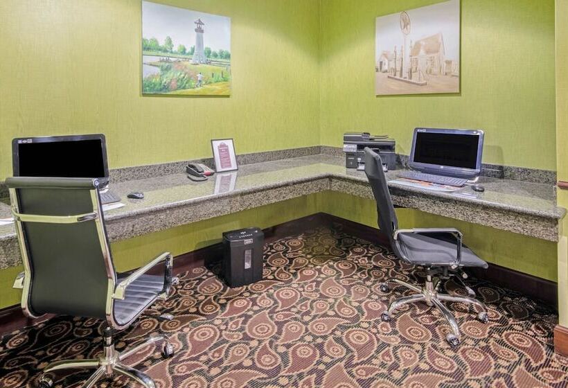 فندق La Quinta By Wyndham Elk City