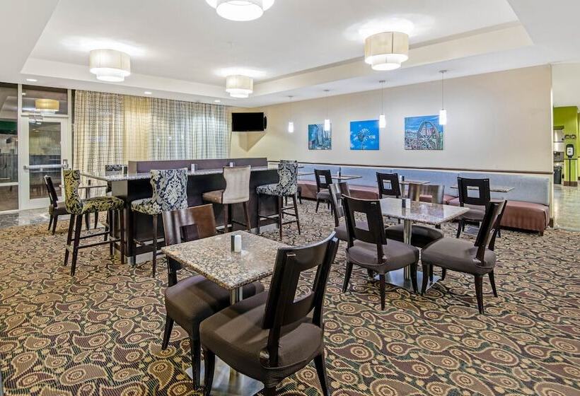 فندق La Quinta By Wyndham Elk City