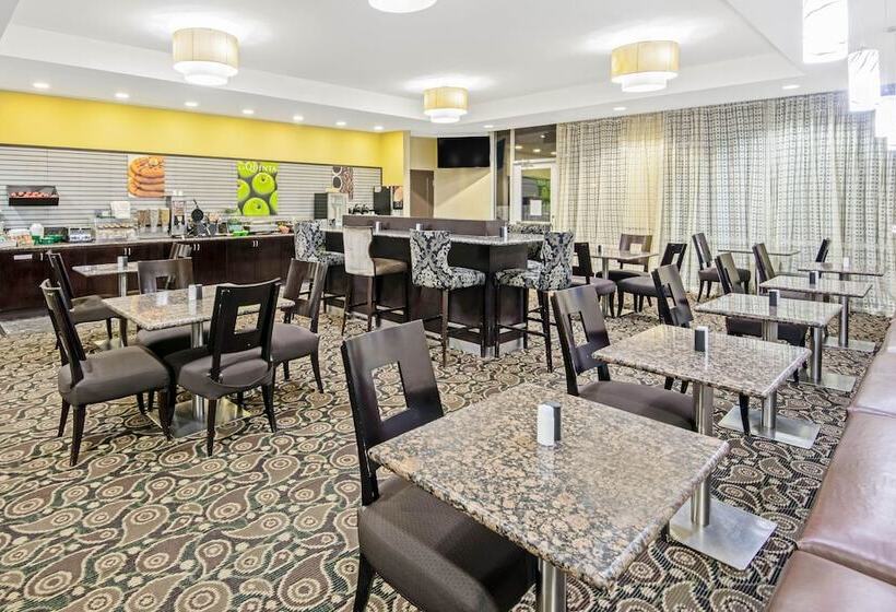 فندق La Quinta By Wyndham Elk City