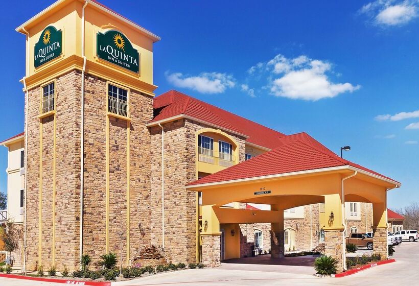 ホテル La Quinta Inn & Suites By Wyndham Floresville