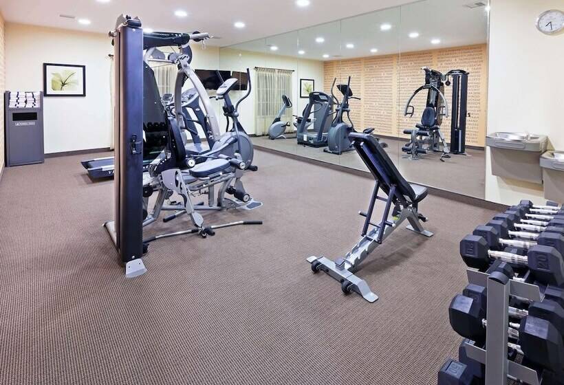 ホテル La Quinta Inn & Suites By Wyndham Floresville