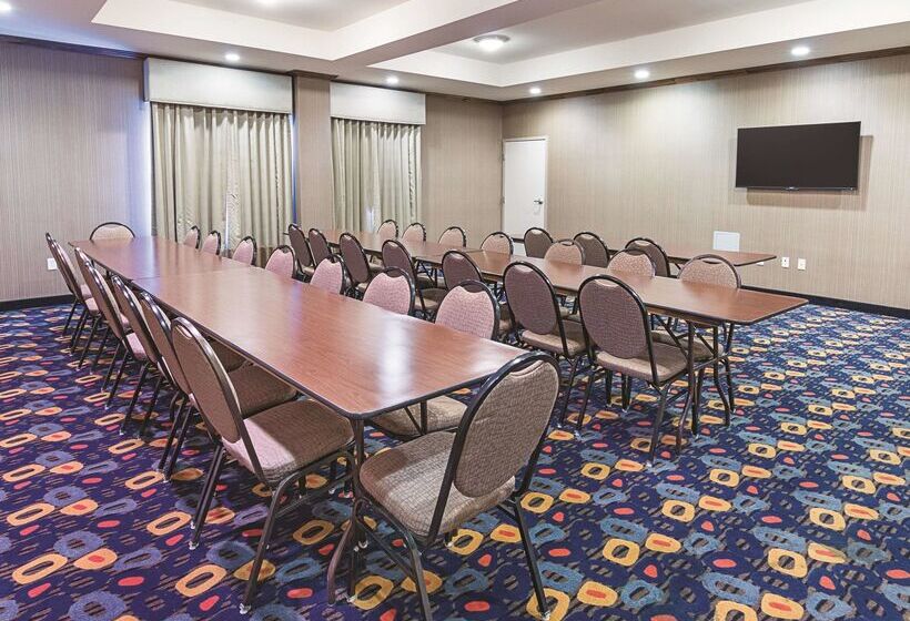 호텔 La Quinta By Wyndham Glen Rose