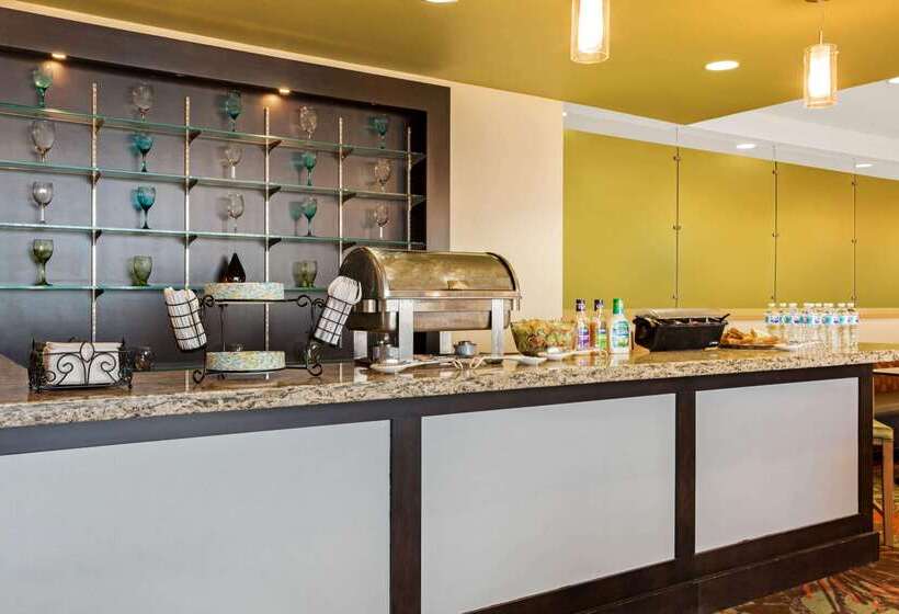 فندق La Quinta By Wyndham Pecos