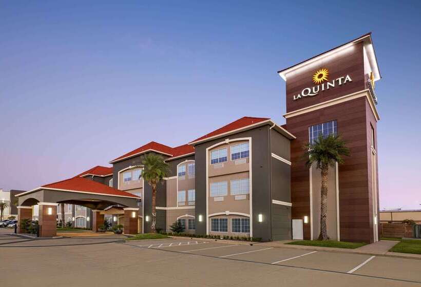 בית מלון כפרי La Quinta Inn & Suites By Wyndham Port Arthur