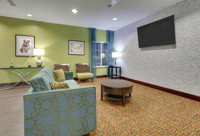 فندق La Quinta By Wyndham Starkville At Msu