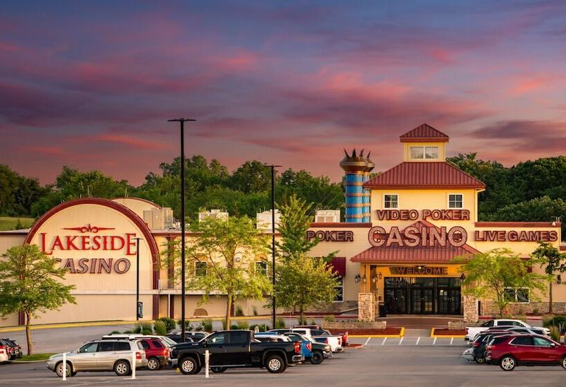 Lakeside Hotel Casino