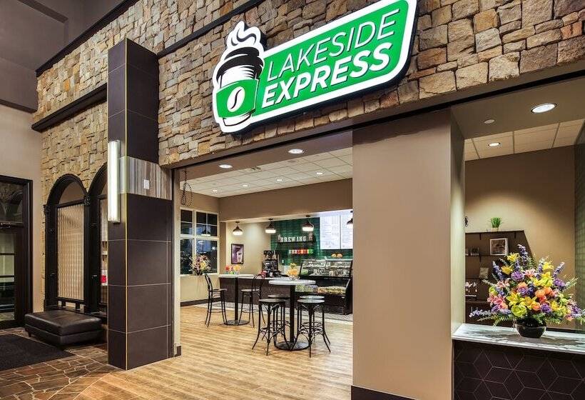 Lakeside Hotel Casino