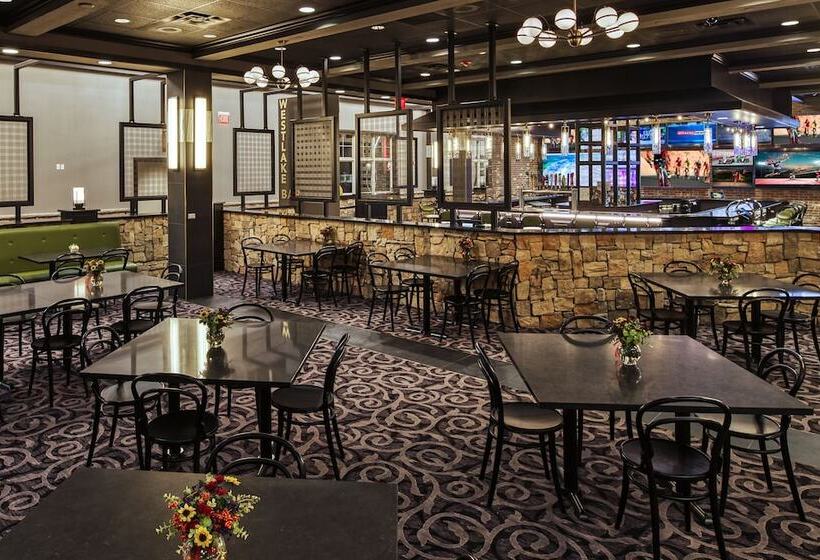 Lakeside Hotel Casino