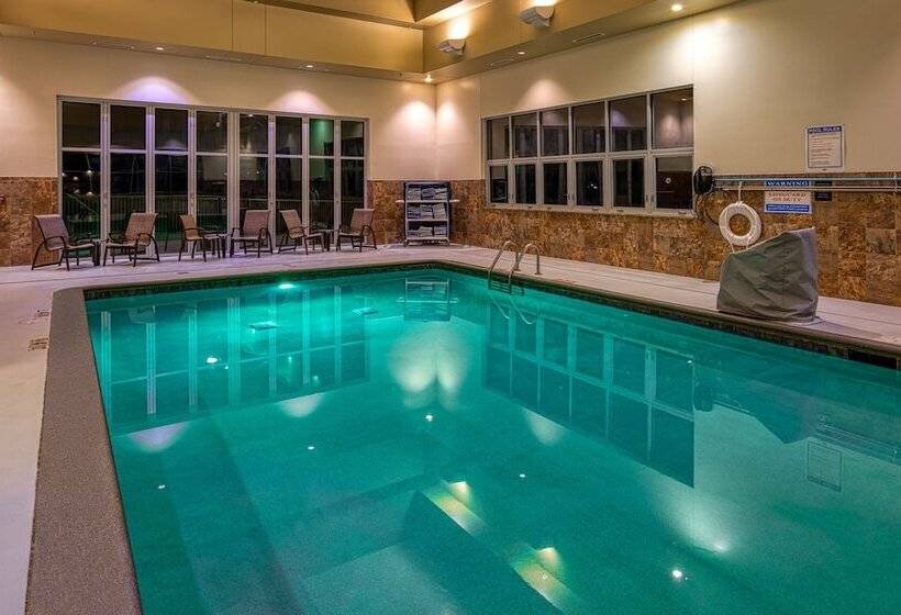 Lakeside Hotel Casino