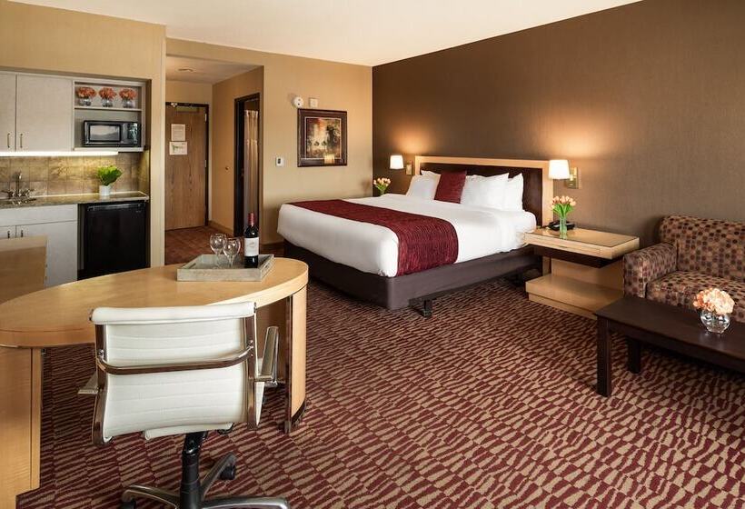 Lakeside Hotel Casino