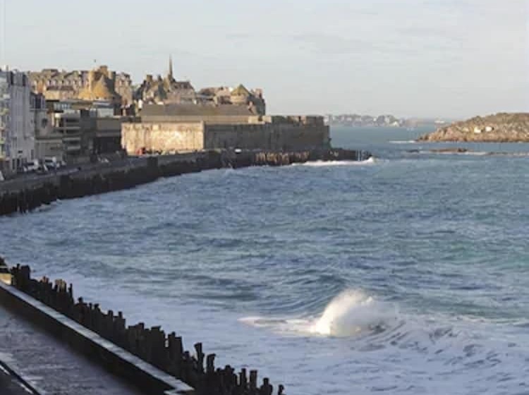 هتل Le Nouveau Monde