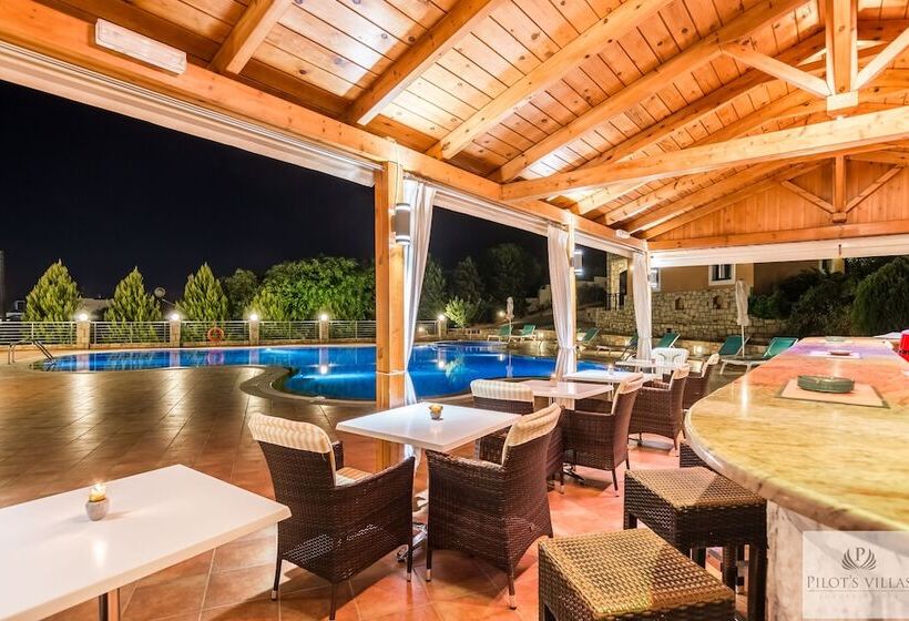 호텔 Pilot's Villas Luxury Suites