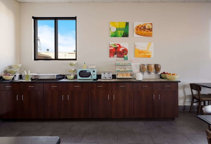 ホテル Quality Inn Hall Of Fame