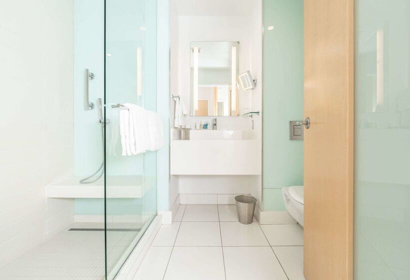 هتل Radisson Blu Mall Of America