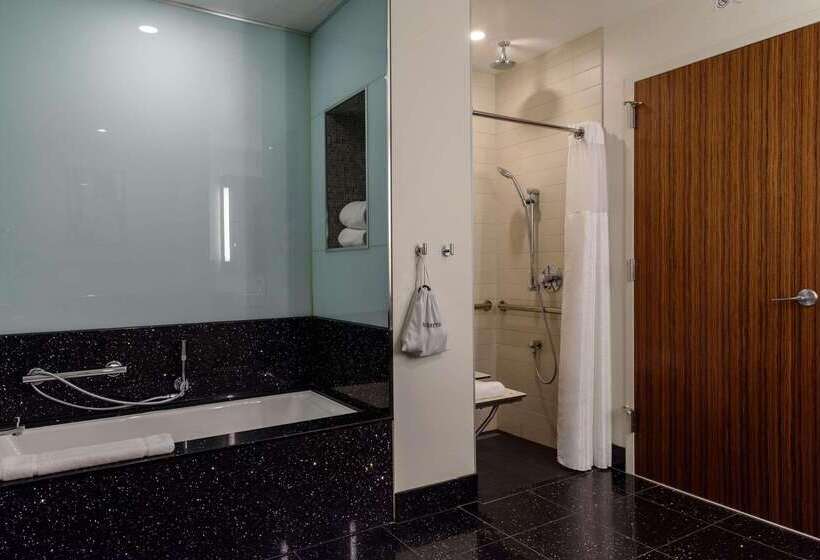 هتل Radisson Blu Mall Of America