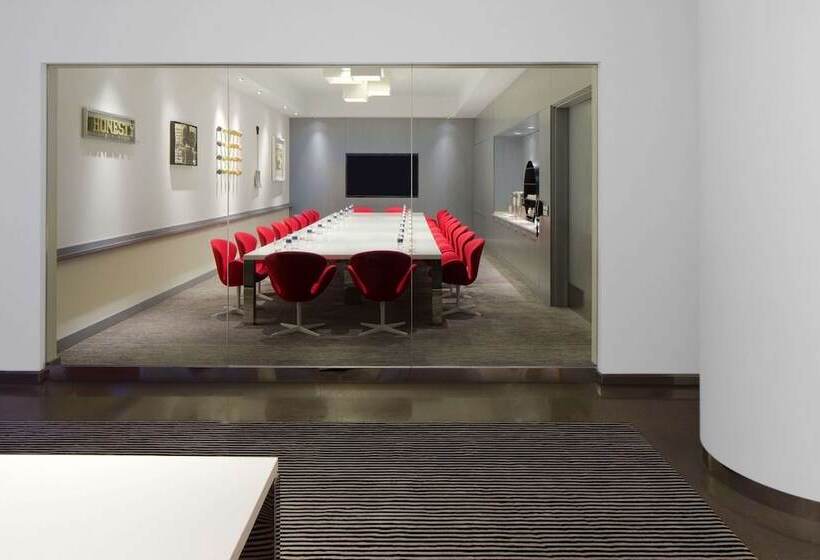 هتل Radisson Blu Mall Of America