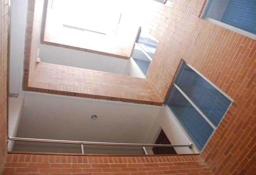 酒店 Real Estacion