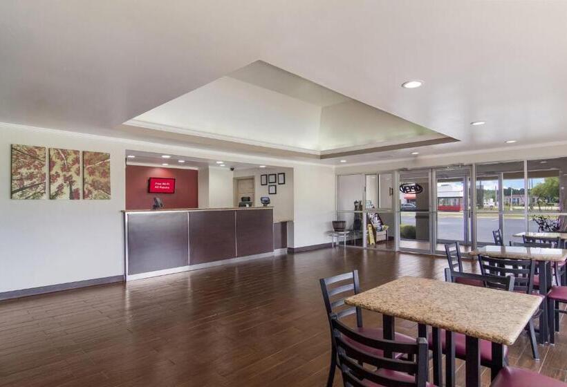 酒店 Red Roof Inn & Suites Brunswick I95