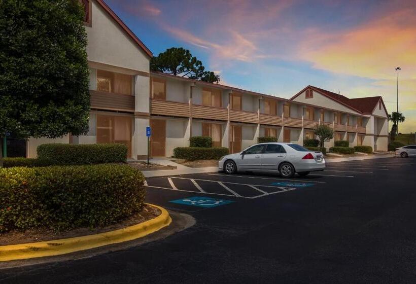 酒店 Red Roof Inn & Suites Brunswick I95