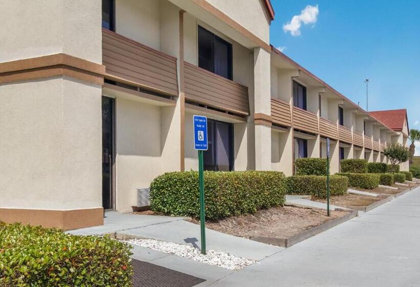 酒店 Red Roof Inn & Suites Brunswick I95