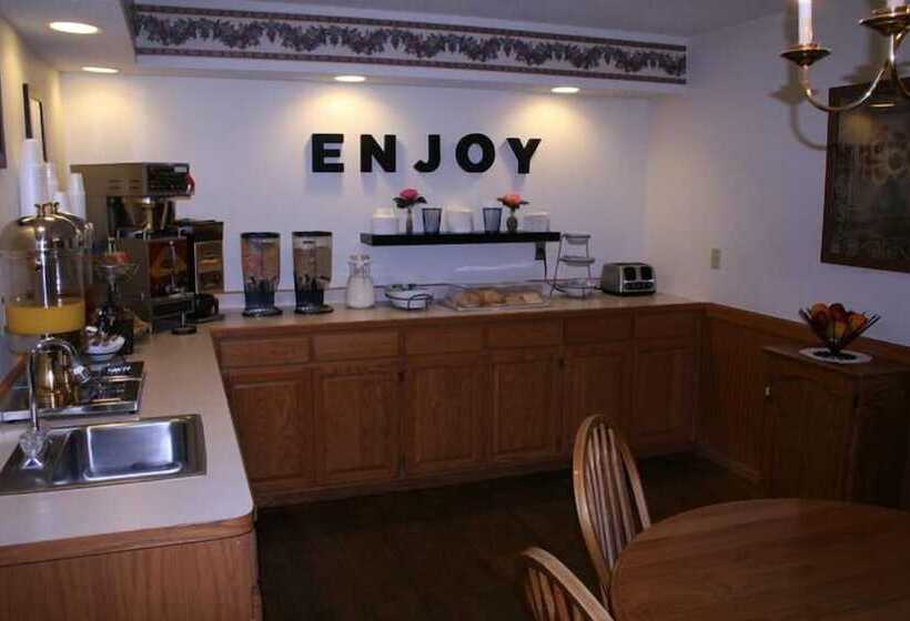 فندق River Valley Inn & Suites