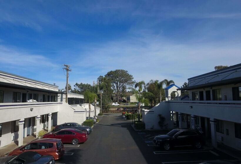 فندق Rodeway Inn Encinitas North