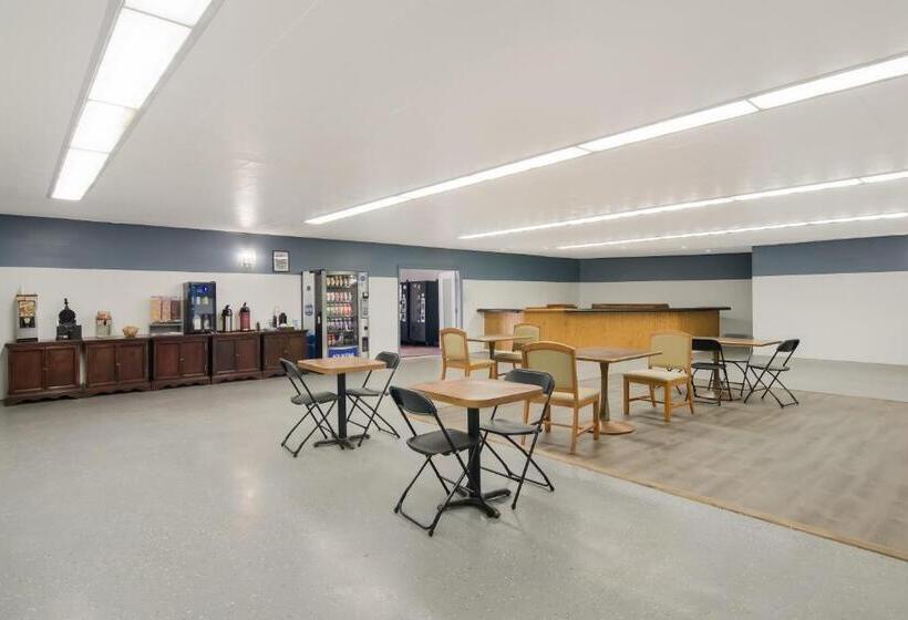 فندق Rodeway Inn & Suites Sidney Historic Downtown I80