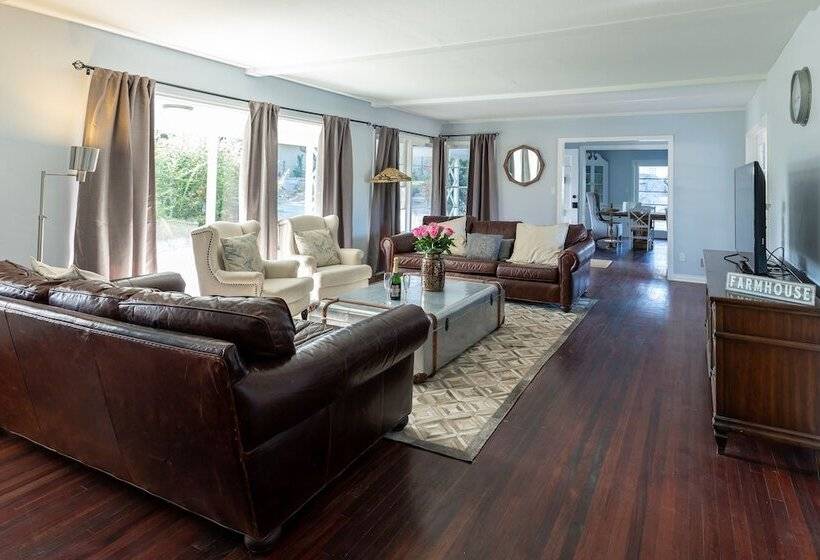 בית מלון כפרי Apple Tree Inn