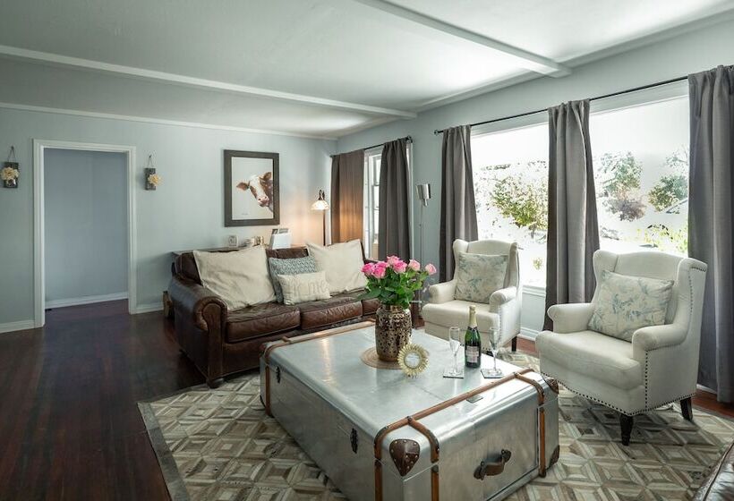 בית מלון כפרי Apple Tree Inn