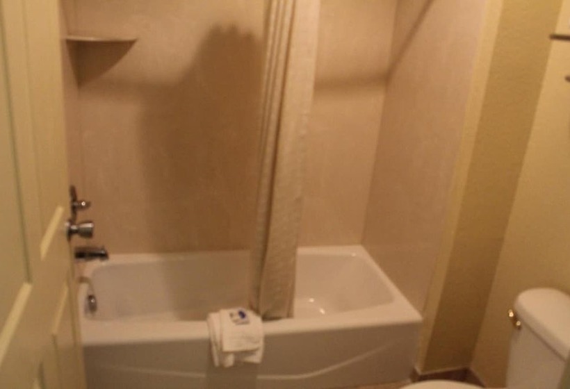 Отель Scottish Inns Fort Worth