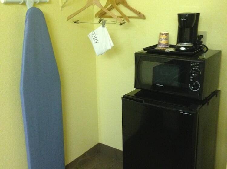 Отель Scottish Inns Fort Worth