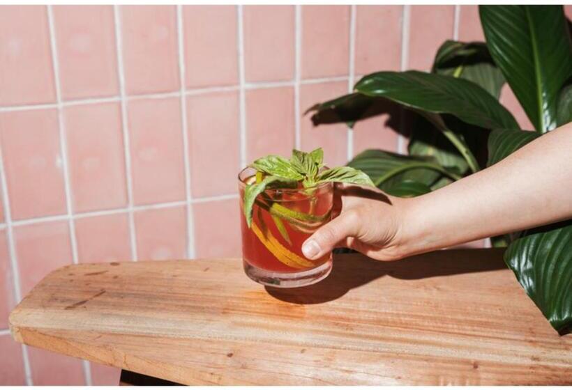 Отель Selina Parque 93 Bogota